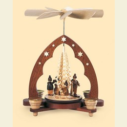 1 - tier pyramid - Children in winter - 28cm / 11 inch