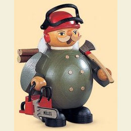 Smoker Forest Worker with saw  -  14cm / 5.5 inches